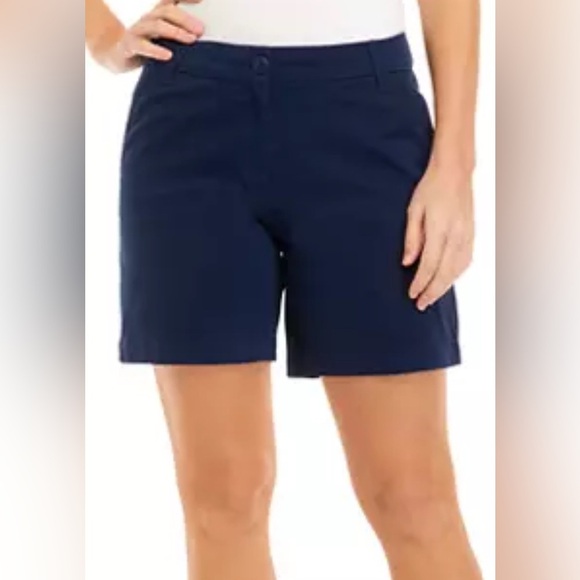 crown & ivy Pants - Women’s Crown & Ivy Caroline Classic Navy Shorts Size 8 NEW WITH TAGS